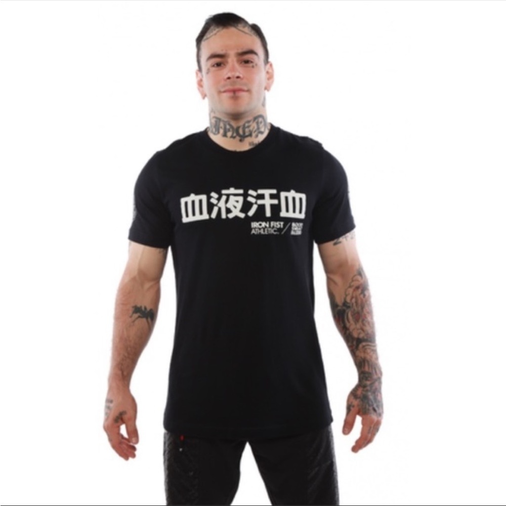 NWT Iron Fist Men’s Shinjuku Tee black/white Size XS